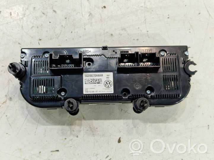 Volkswagen PASSAT B8 Ilmastoinnin ohjainlaite 5G0907044AH