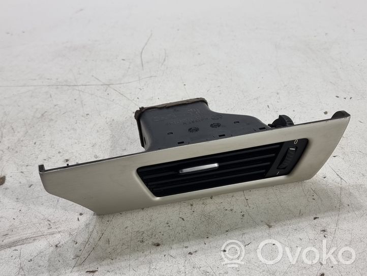 BMW 3 E90 E91 Copertura griglia di ventilazione laterale cruscotto 692263310