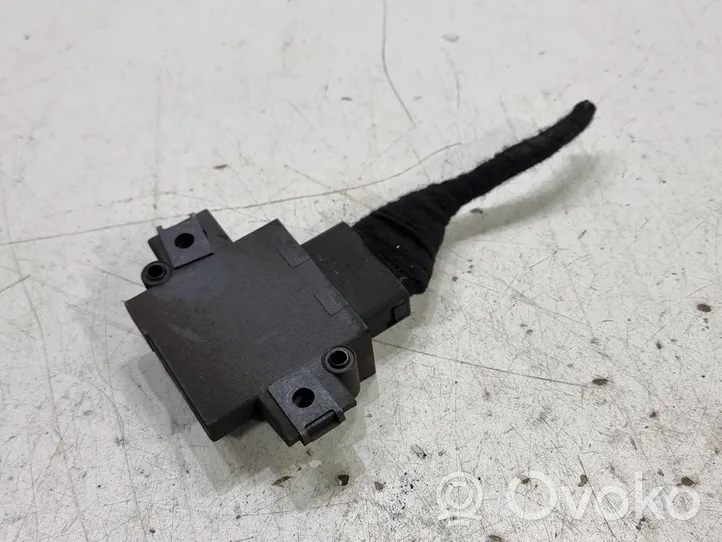 Audi A5 8T 8F Unité de commande / module de pompe à carburant 4G0906093F