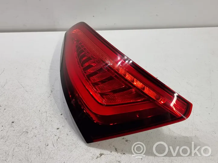 Audi Q5 SQ5 Lampy tylnej klapy bagażnika 8R0945094C