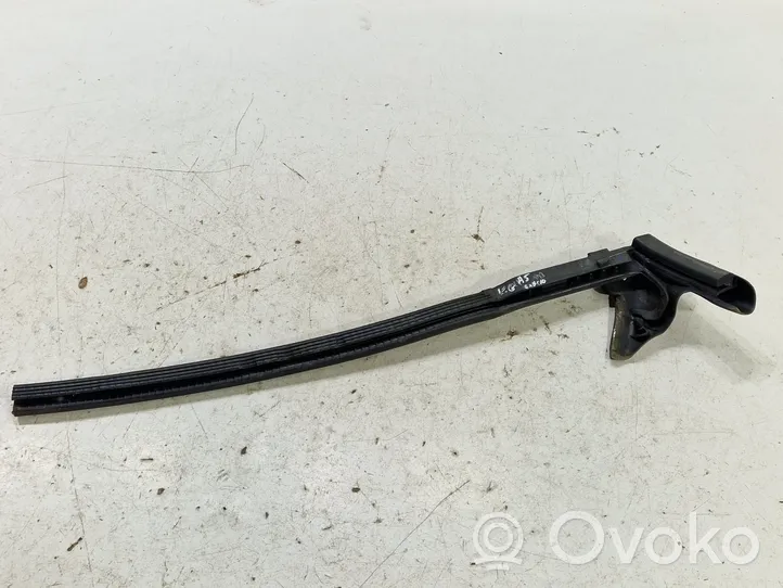 Audi A5 8T 8F Joint / vitre de porte arrière 8F0839479