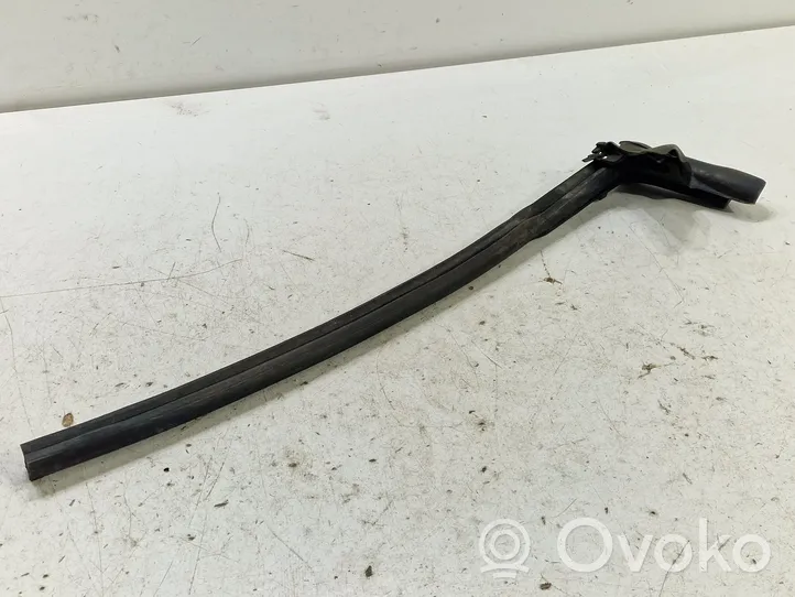 Audi A5 8T 8F Joint / vitre de porte arrière 8F0839480E