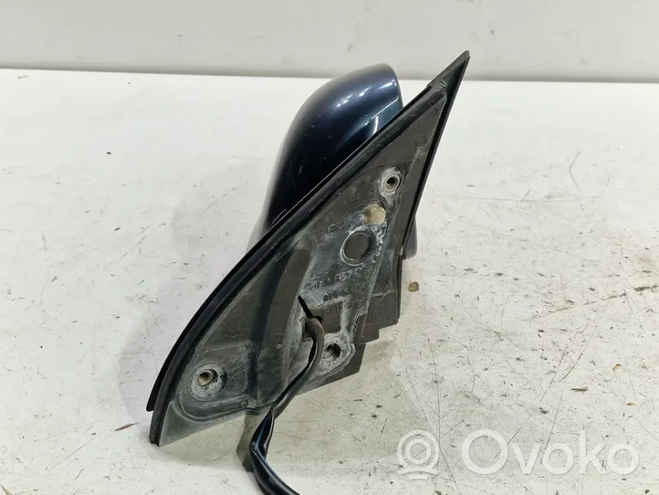 Volkswagen Jetta V Front door electric wing mirror 