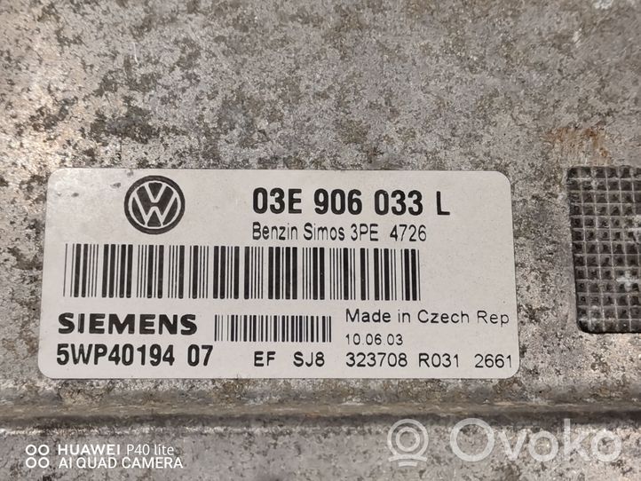 Volkswagen Polo Centralina/modulo motore ECU 03E906033L