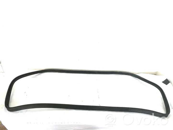 Audi RS5 Trunk rubber seal (body) 8F0807705