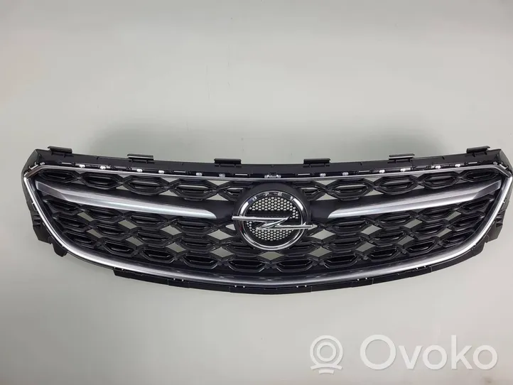 Opel Insignia B Griglia anteriore 39225888