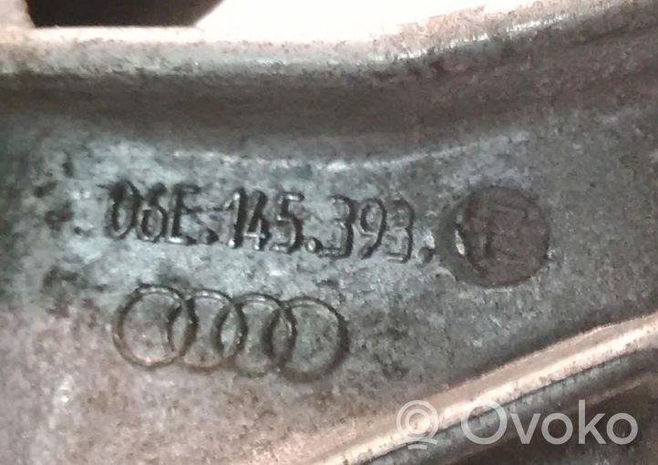 Audi A4 S4 B8 8K Ohjaustehostimen pumpun kannake 06E145393E