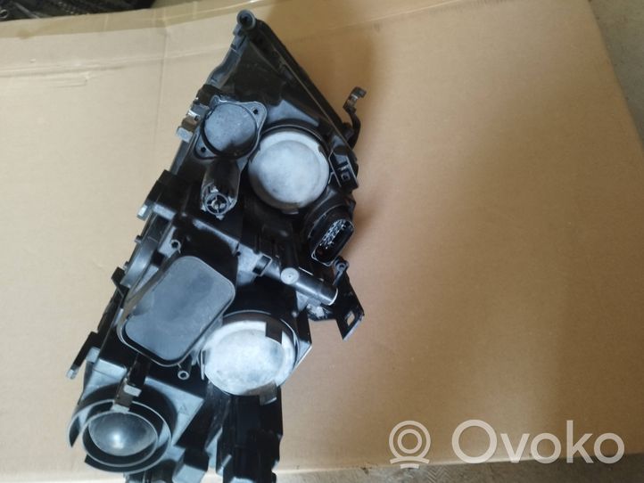 Audi A4 S4 B8 8K Lampa przednia 8K0941004