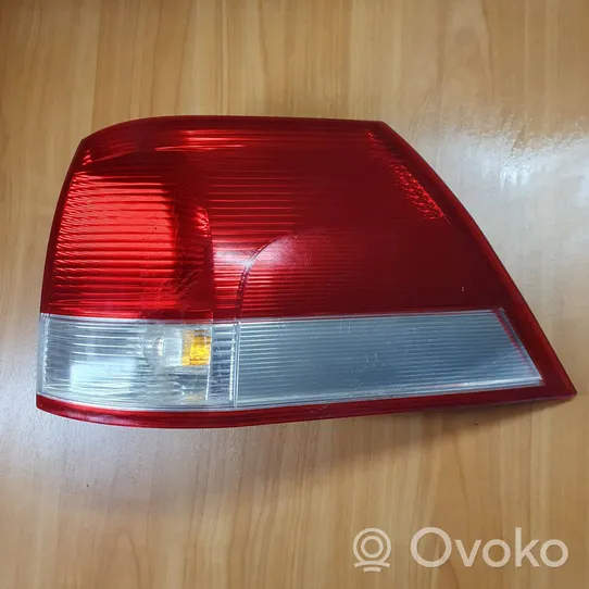 Opel Vectra C Galinis žibintas kėbule 24469462