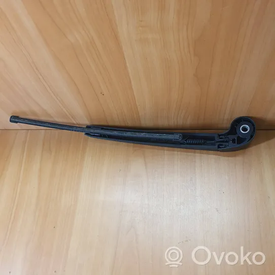 Audi A1 Rear wiper blade arm 8R0955407