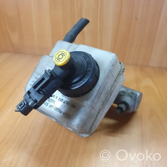 Opel Movano A Główny cylinder hamulca 7700314756