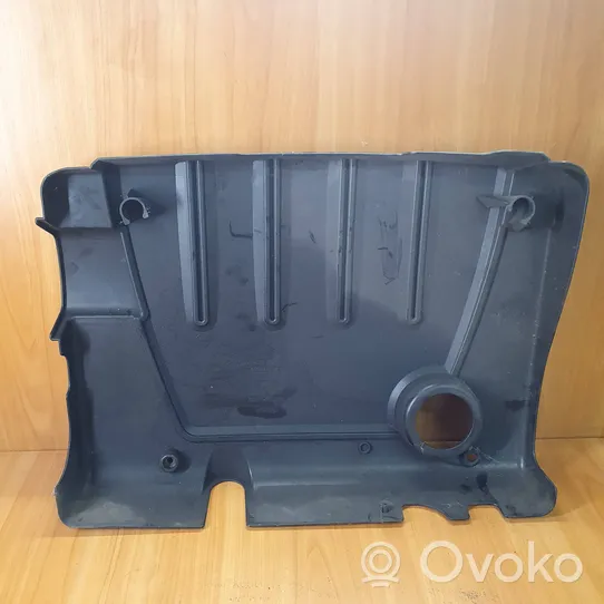 Opel Zafira B Variklio dangtis (apdaila) 315829598