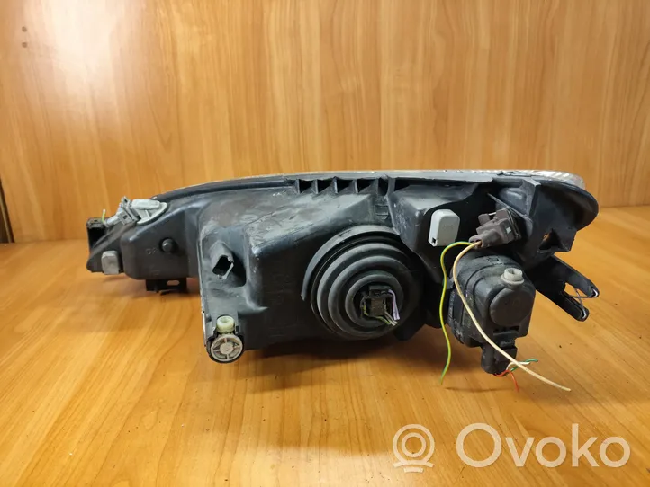 Peugeot 206 Lampa przednia 9640559480