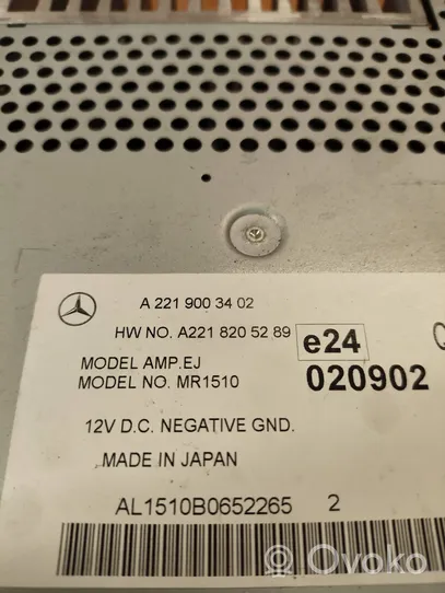 Mercedes-Benz S W221 Unidad delantera de radio/CD/DVD/GPS A2218205289