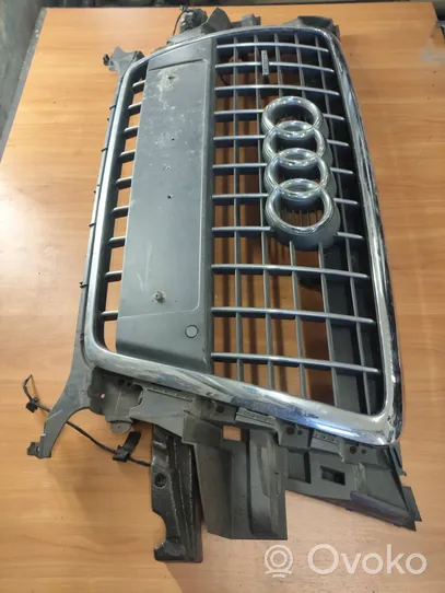 Audi Q5 SQ5 Front grill 8R0853692A