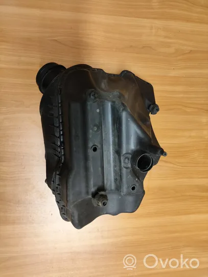 Audi A7 S7 4G Oro filtro dėžė 4G0133838E