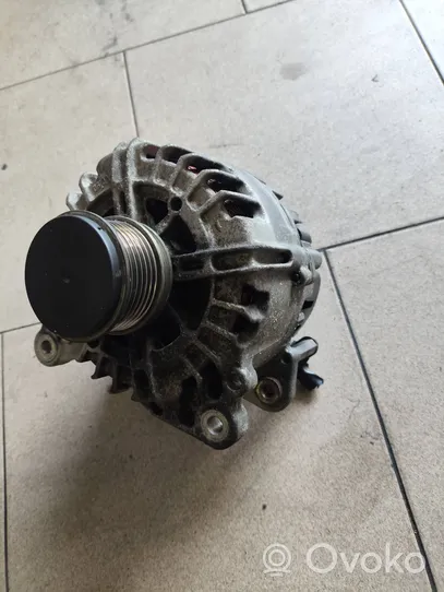 Volkswagen Golf VI Alternator 03L903023F