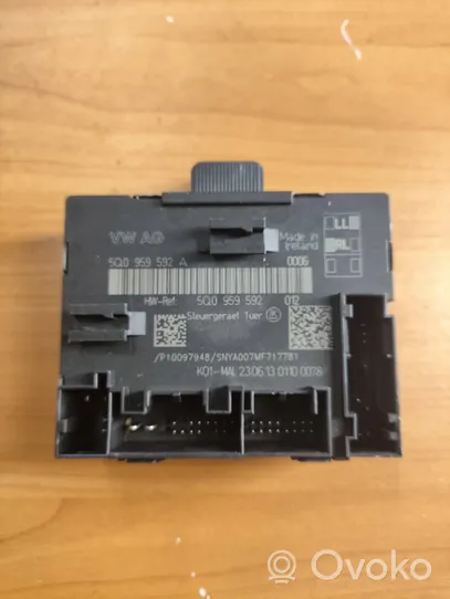 Audi A3 S3 8V Sterownik / Moduł ECU 5Q0959592A