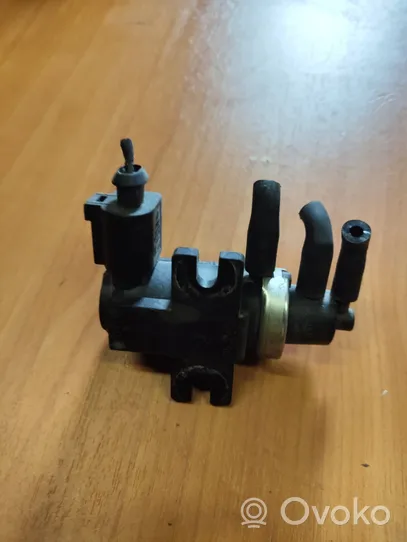 Volkswagen Touareg I Solenoidinis vožtuvas 1J0906627C