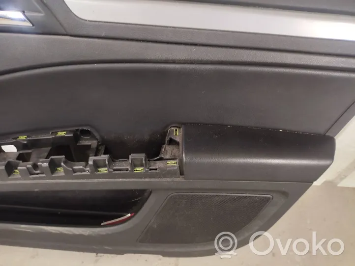 Skoda Superb B6 (3T) Front door card panel trim 