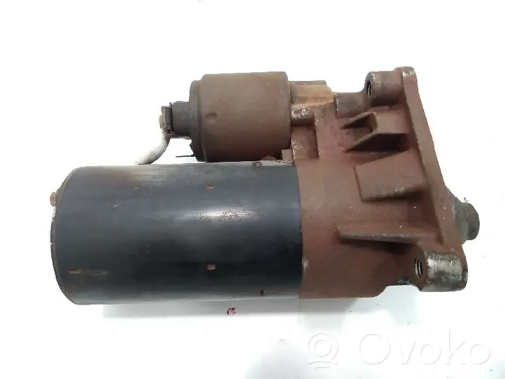 Renault Express Motor de arranque 77001067637A