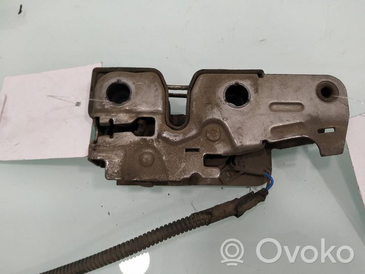 Volkswagen Golf VI Tie down hook / loop 5K1823509