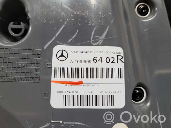 Mercedes-Benz GLS X166 Takaluukun takavalot A1669066402