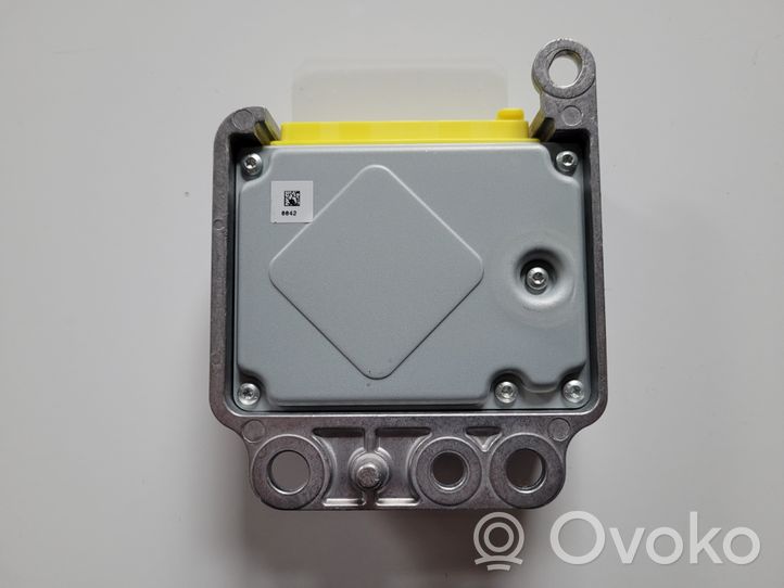 Nissan Leaf I (ZE0) Module de contrôle airbag 988203NA1A