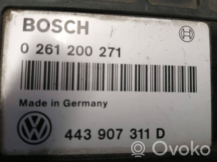 Volkswagen PASSAT B3 Moottorin ohjainlaite/moduuli 443907311D