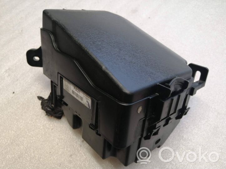 KIA Carens III Module de fusibles 91280A4310