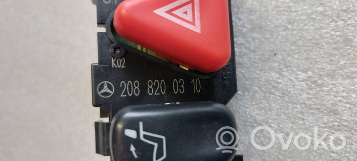 Mercedes-Benz CLK A208 C208 Interrupteur feux de détresse 2088200310