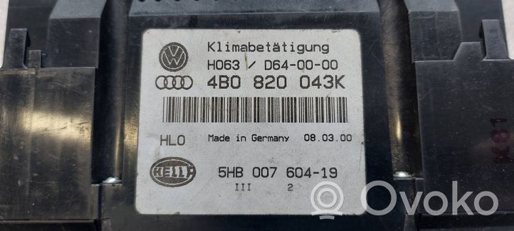 Audi A6 S6 C5 4B Oro kondicionieriaus/ klimato/ pečiuko valdymo blokas (salone) 4B0820043K