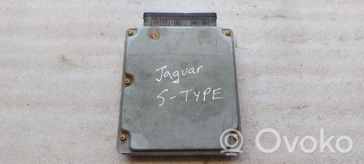 Jaguar S-Type Calculateur moteur ECU 2R8310K975BH
