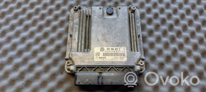 Volkswagen Crafter Calculateur moteur ECU 076906022E