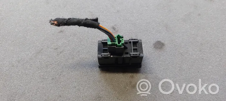 Ford Kuga I Hazard light switch 8V4T13A350