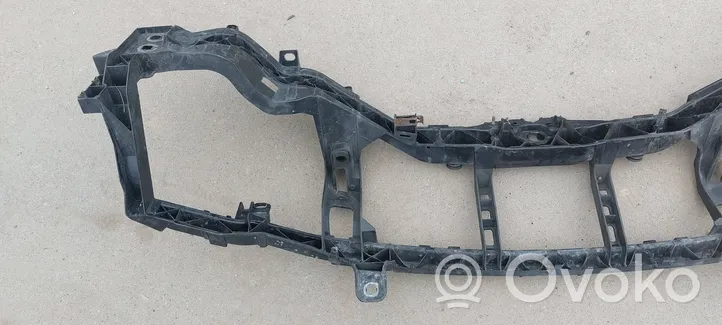 Ford Kuga I Viršutinė dalis radiatorių panelės (televizoriaus) 8V418B041AK