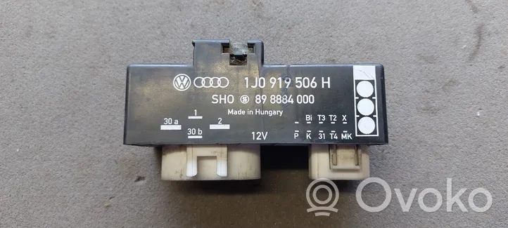 Volkswagen Golf IV Coolant fan relay 1J0919506H