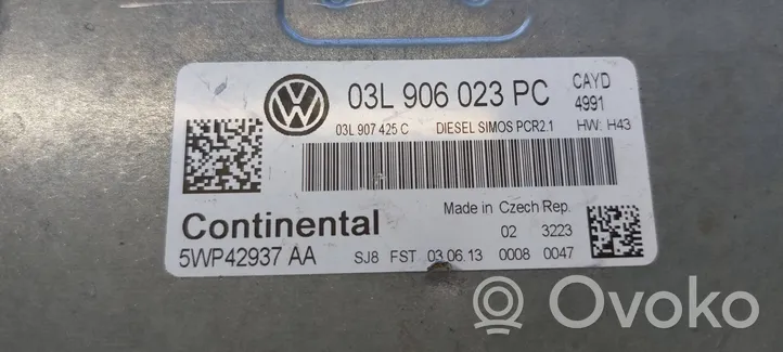 Volkswagen Caddy Sterownik / Moduł ECU 03L906023PC