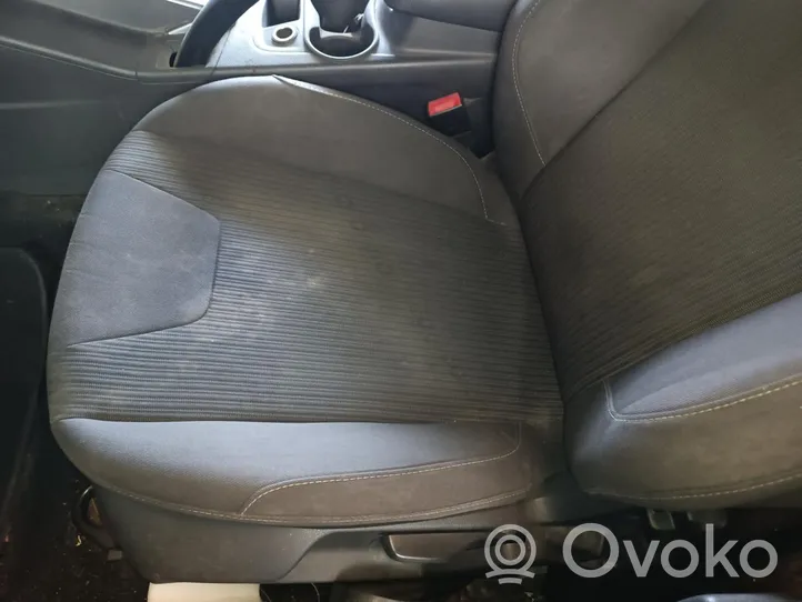 Ford Focus Fotel przedni kierowcy 