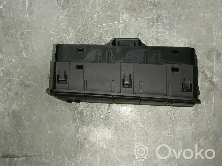 Hyundai Tucson LM Leva/interruttore dell’indicatore di direzione e tergicristallo 93710D7190