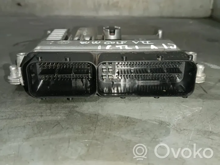 Volkswagen Golf VII Sterownik / Moduł ECU 04L907445E