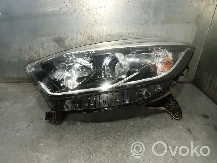 Renault Captur Phare frontale 260603859R