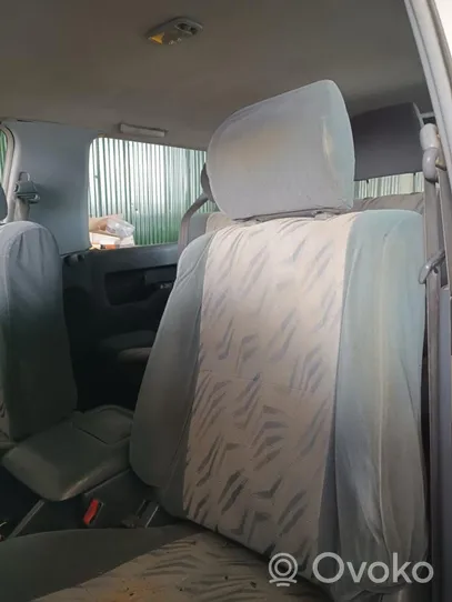 Toyota Land Cruiser (HDJ90) Fotel przedni kierowcy 