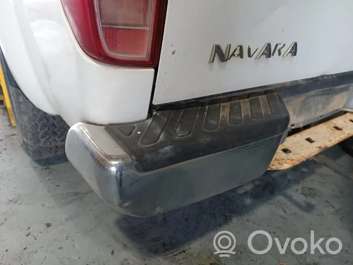 Nissan Navara Zderzak tylny 
