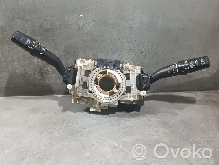 Toyota Land Cruiser (J120) Leva/interruttore dell’indicatore di direzione e tergicristallo 843106B600