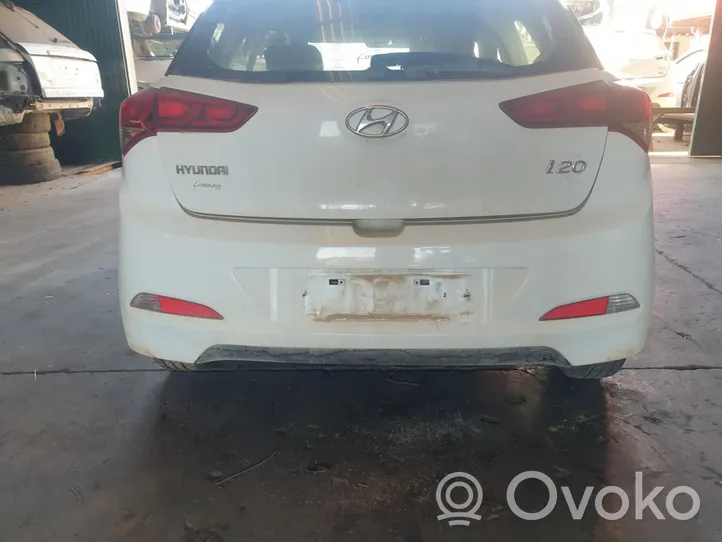 Hyundai i20 (GB IB) Zderzak tylny 