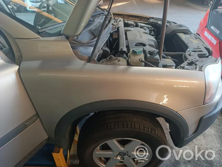 Volvo XC90 Nadkole przednie 