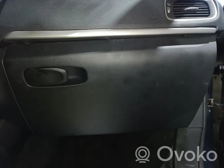Volvo V40 Vano portaoggetti 