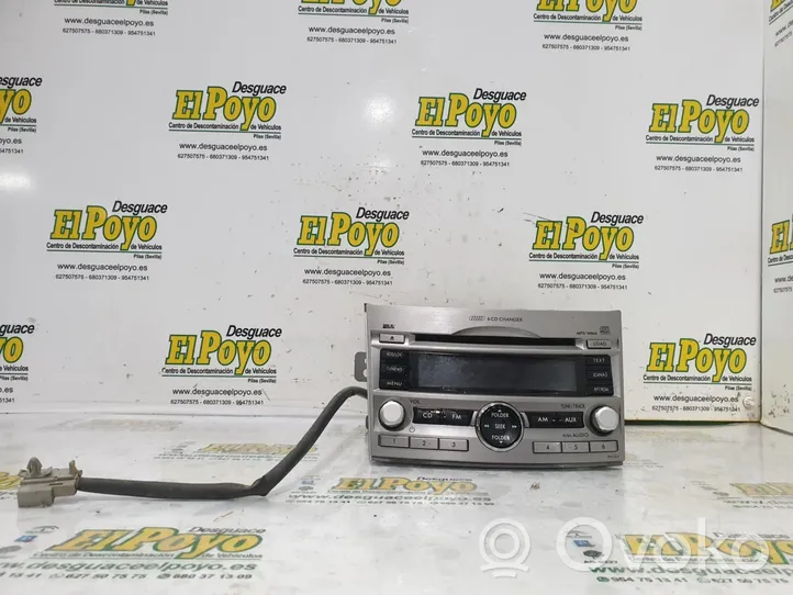 Subaru Legacy Unité principale radio / CD / DVD / GPS FF0121422