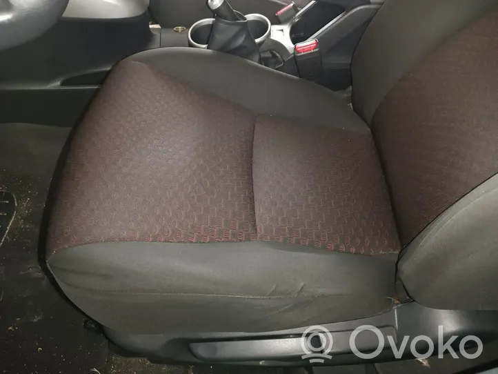 Toyota Verso Siège conducteur avant 